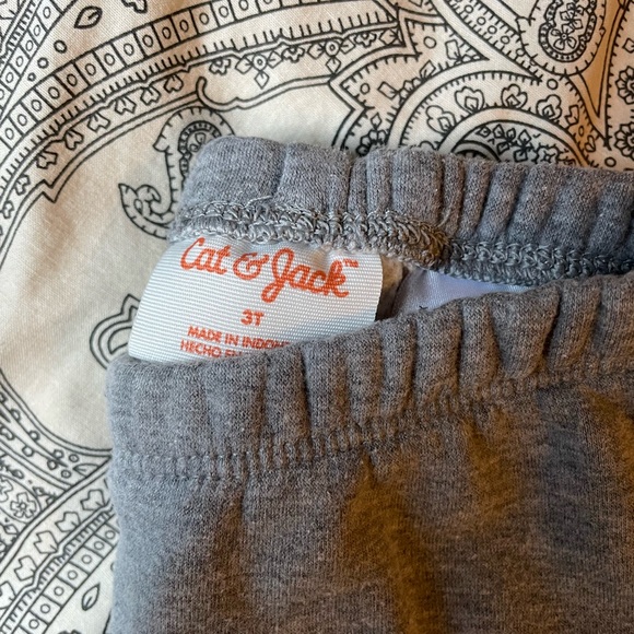 3/$12 Kids Leggings Set - Black, Gray, Multicolor Hearts - Picture 6 of 7